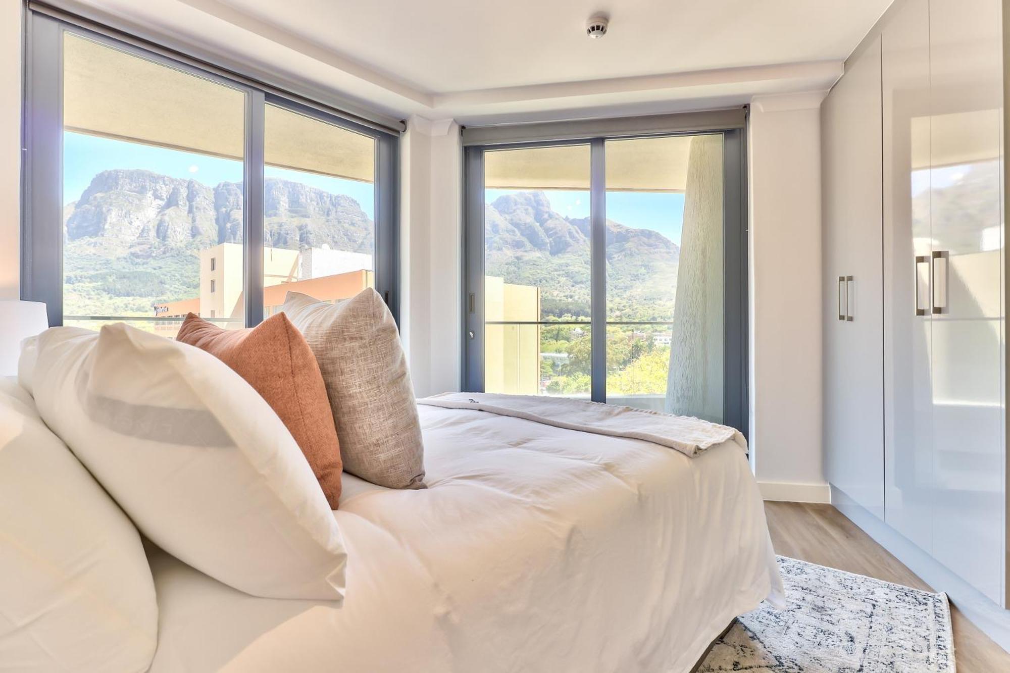 Newlands Peak Luxury Apartment Unit 636 Kapstaden Exteriör bild