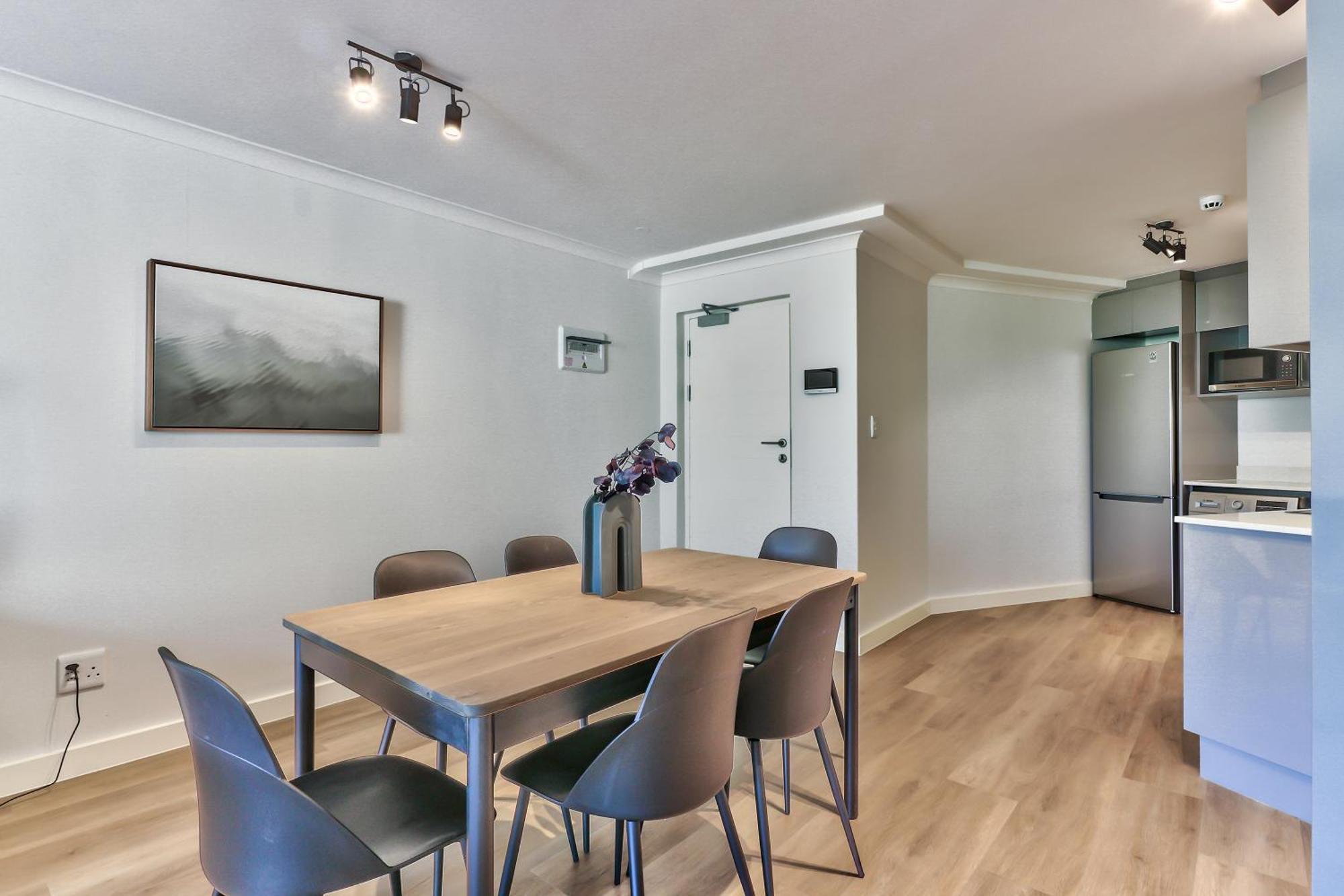 Newlands Peak Luxury Apartment Unit 636 Kapstaden Exteriör bild