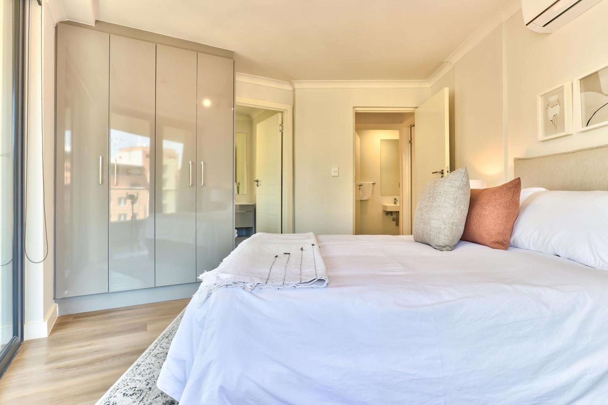 Newlands Peak Luxury Apartment Unit 636 Kapstaden Exteriör bild